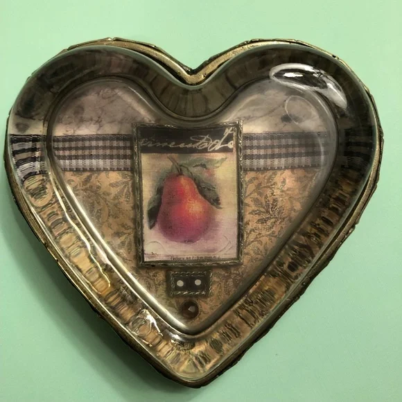 Heart Paperweight Glass pear Flat back Intake - Picture 6 of 6